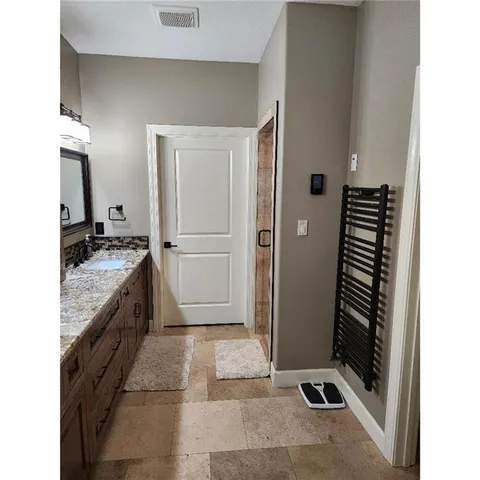 $749,000 | 1605 North 1037th Road, Lawrence, KS 66046