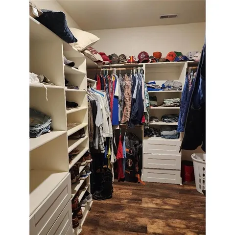 $749,000 | 1605 North 1037th Road, Lawrence, KS 66046