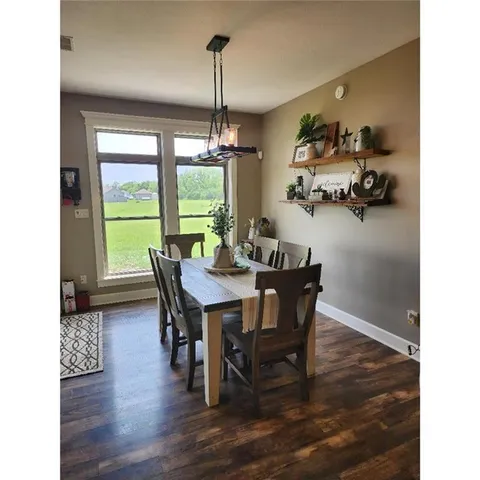 $749,000 | 1605 North 1037th Road, Lawrence, KS 66046