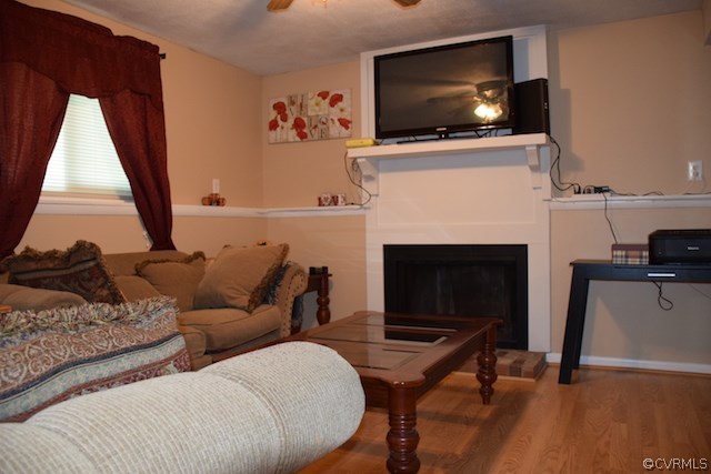 8911 Pepperidge Road North Chesterfield, VA 23236 - Photo 5 of 12 Gallery Image 5
