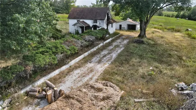 $147,000 | 8203 Outer Belt Road, Grandview, MO 64030