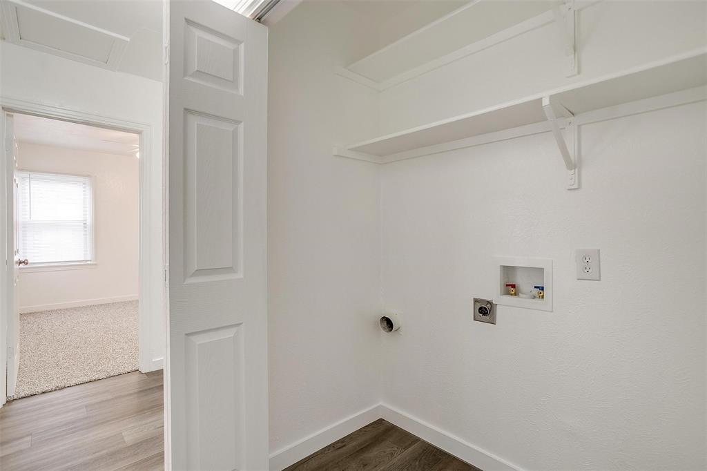 3105 Acton School Road Granbury, TX 76049 - Photo 20 of 40 a view of utility room
