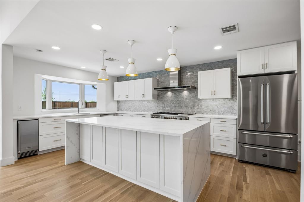 4452 Sugar Mill Road Dallas, TX 75244 - Photo 3 of 40