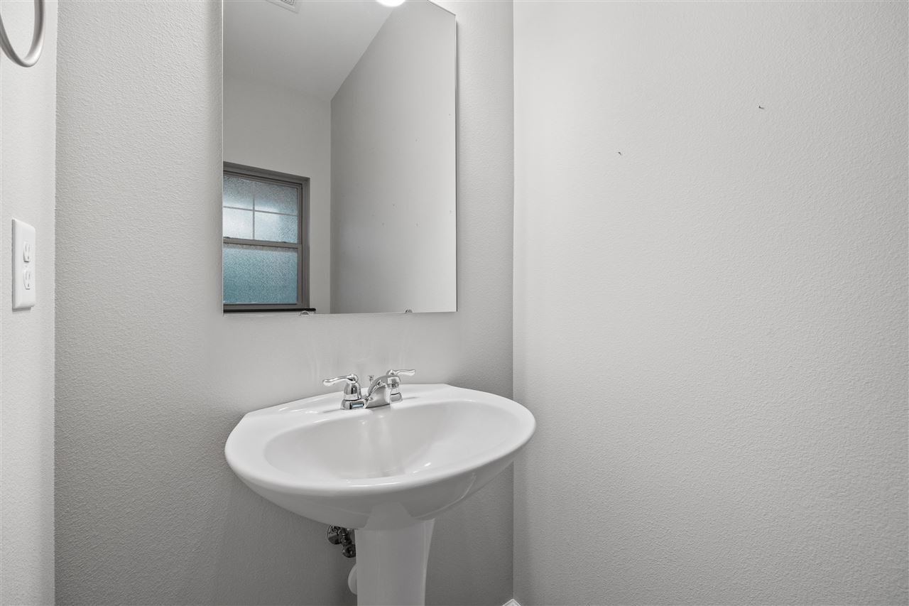 708 Mission Point Road Iowa City, IA 52245 - Photo 12 of 25 Gallery Image 12