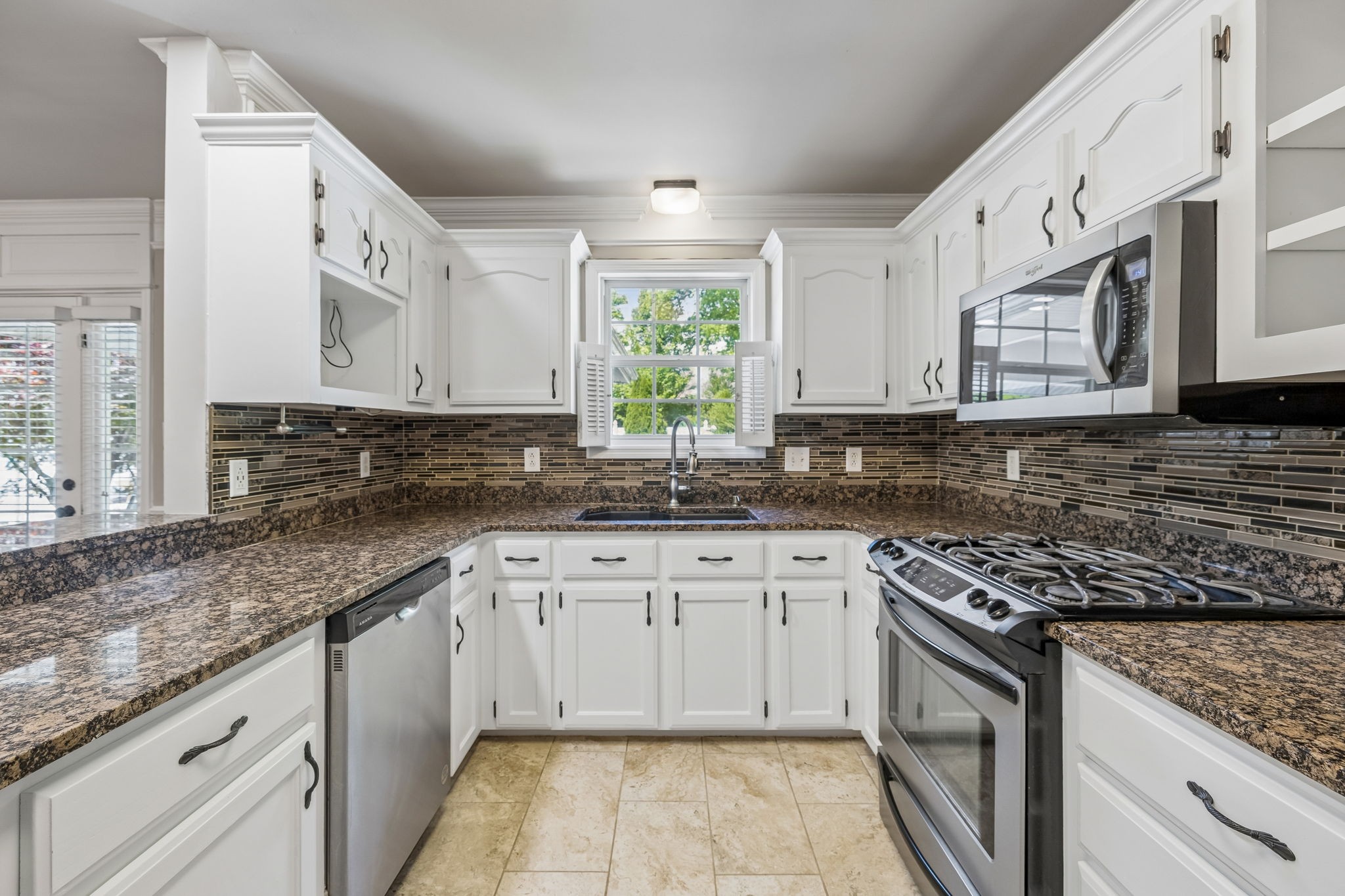 1808 Kara Court Spring Hill, TN 37174 - Photo 9 of 24