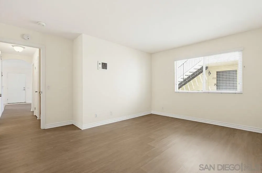 9939 Erma Road, Unit 103 San Diego, CA 92131 - Photo 23 of 40