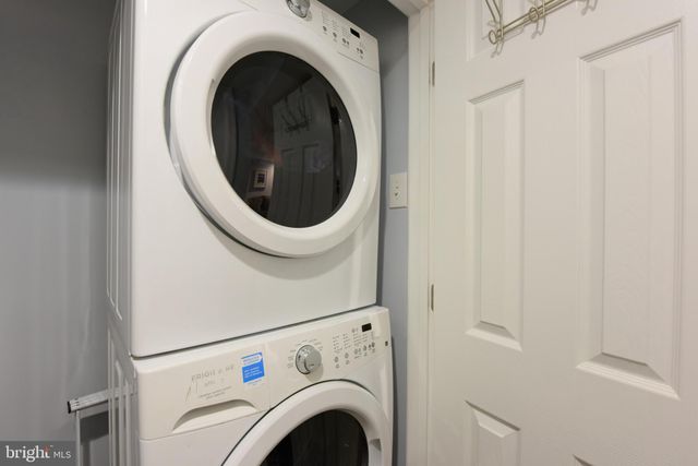 $805,000 | 18 East Masonic View Avenue, Unit A, Alexandria, VA 22301