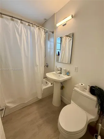 $4,000 | 760 Lenox Avenue, Unit 1, Miami Beach, FL 33139