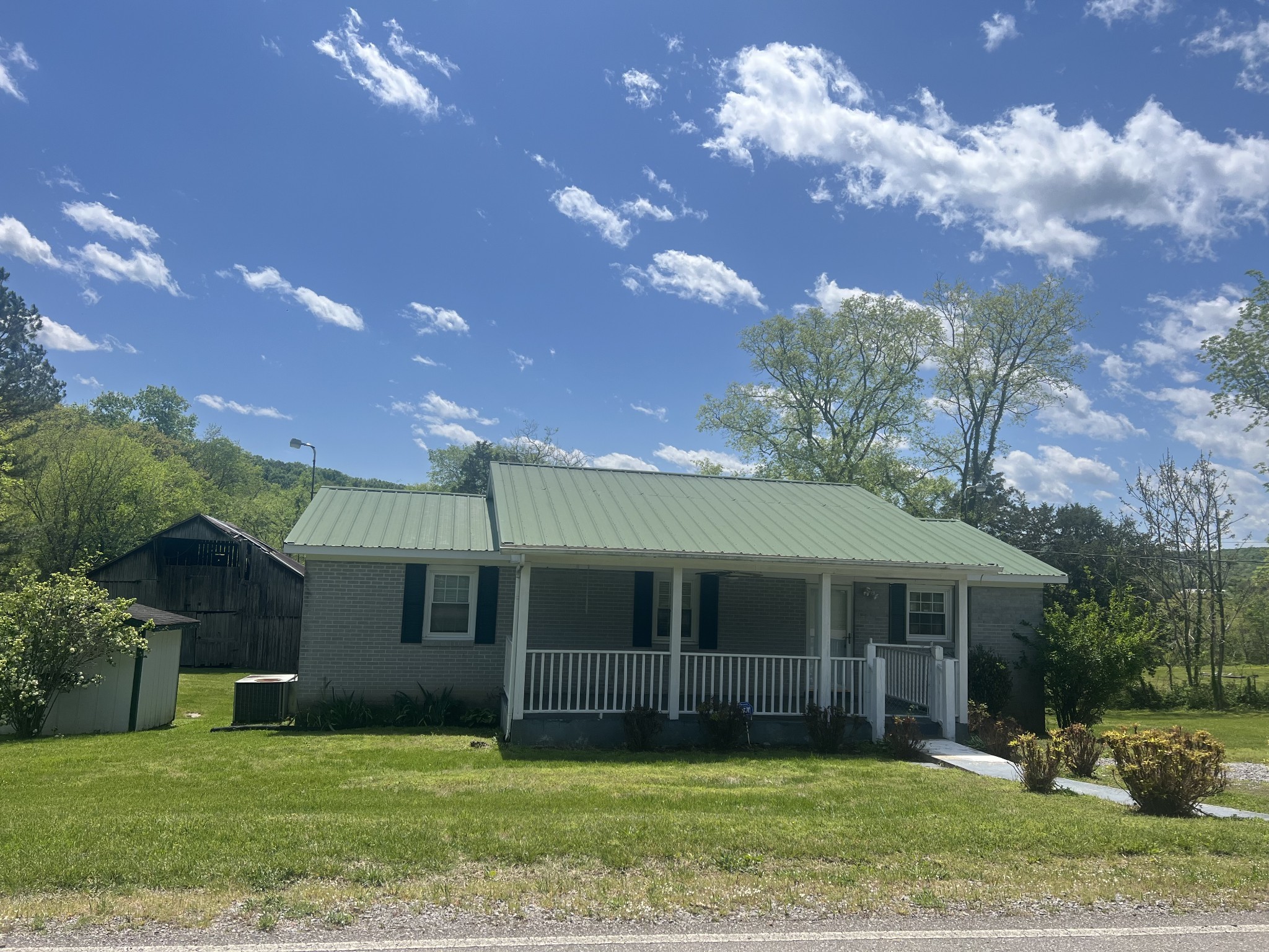 1552 Burt Road Woodbury, TN 37190 - Photo 1 of 28