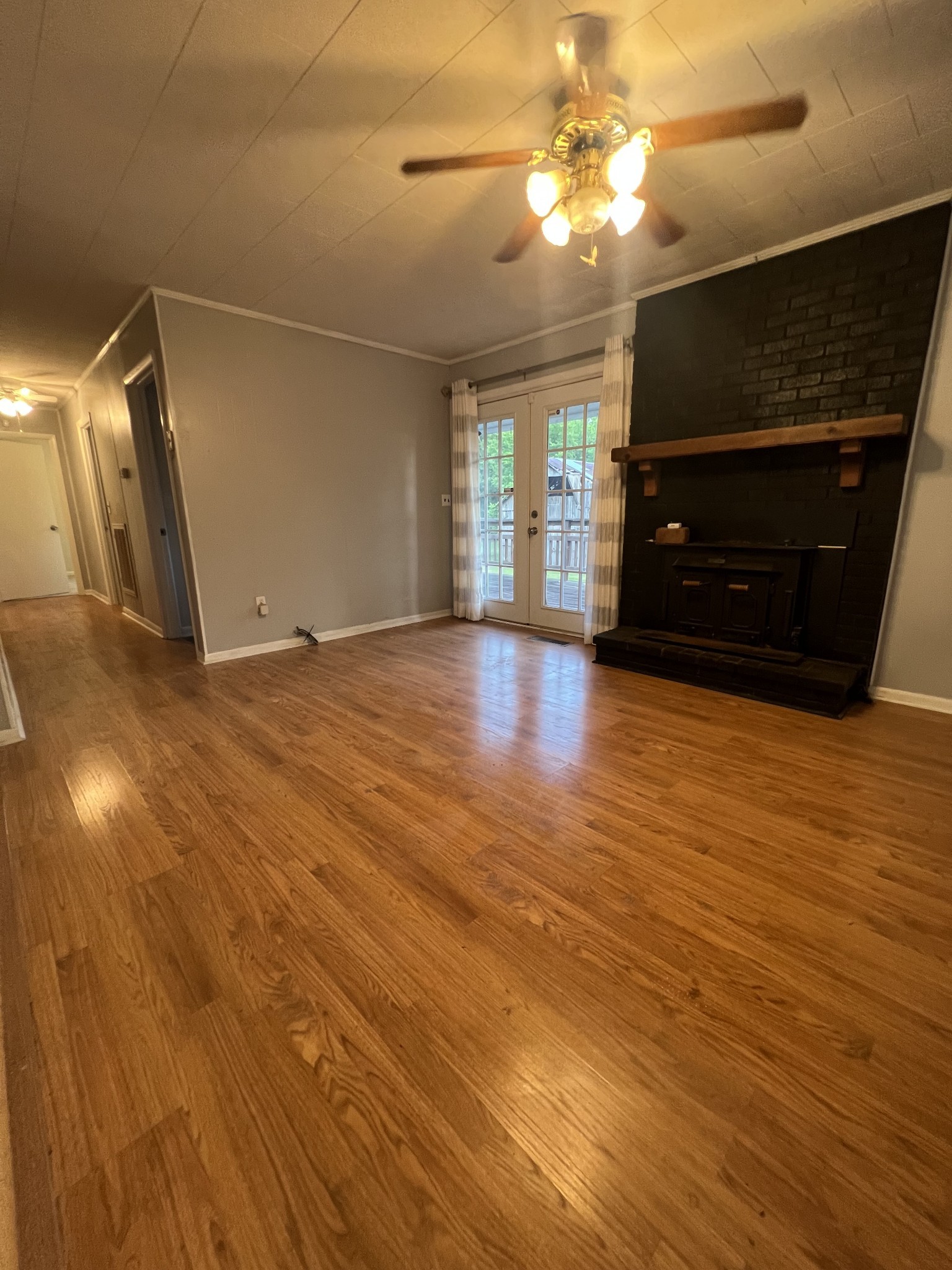 1552 Burt Road Woodbury, TN 37190 - Photo 2 of 28