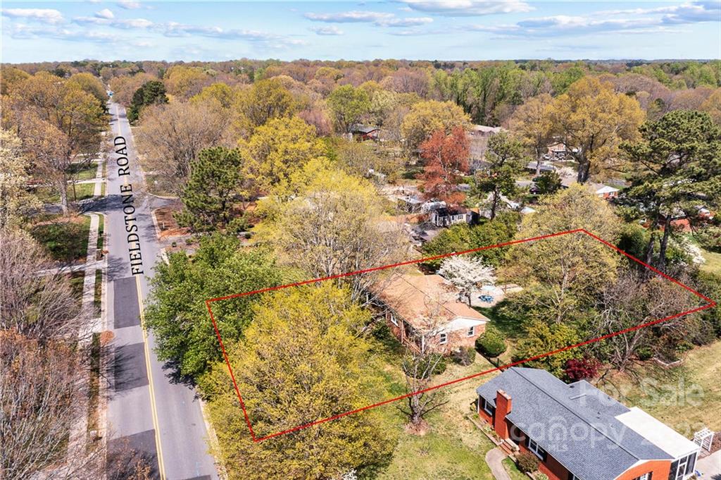 422 Fieldstone Road Mooresville, NC 28115 - Photo 36 of 36 an aerial view of residential houses with outdoor space