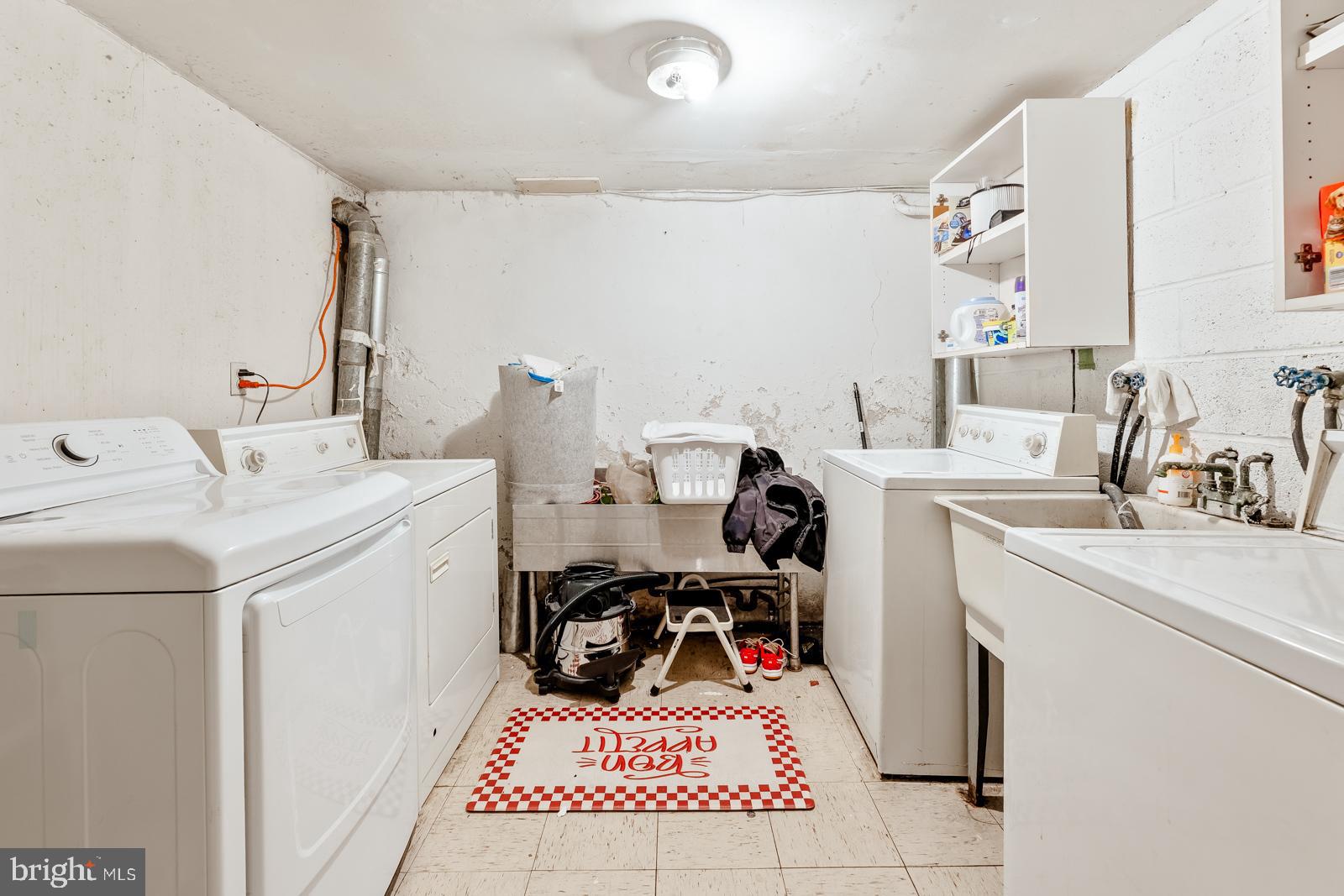4311 Pearson Avenue Philadelphia, PA 19114 - Photo 35 of 41 a utility room with dryer and washer