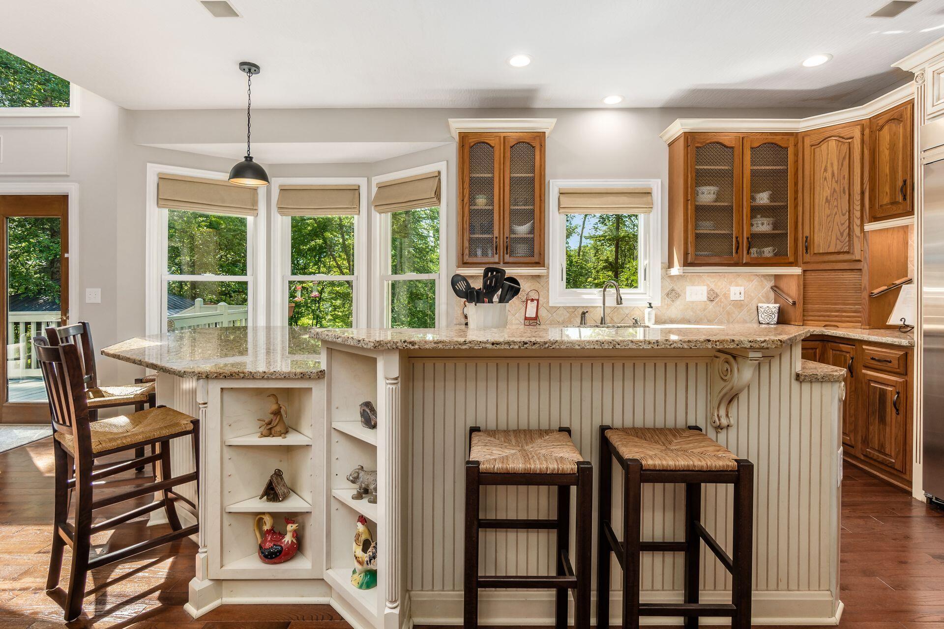 7380 Red Bank Road Westerville, OH 43082 - Photo 46 of 84 Eat in kitchen