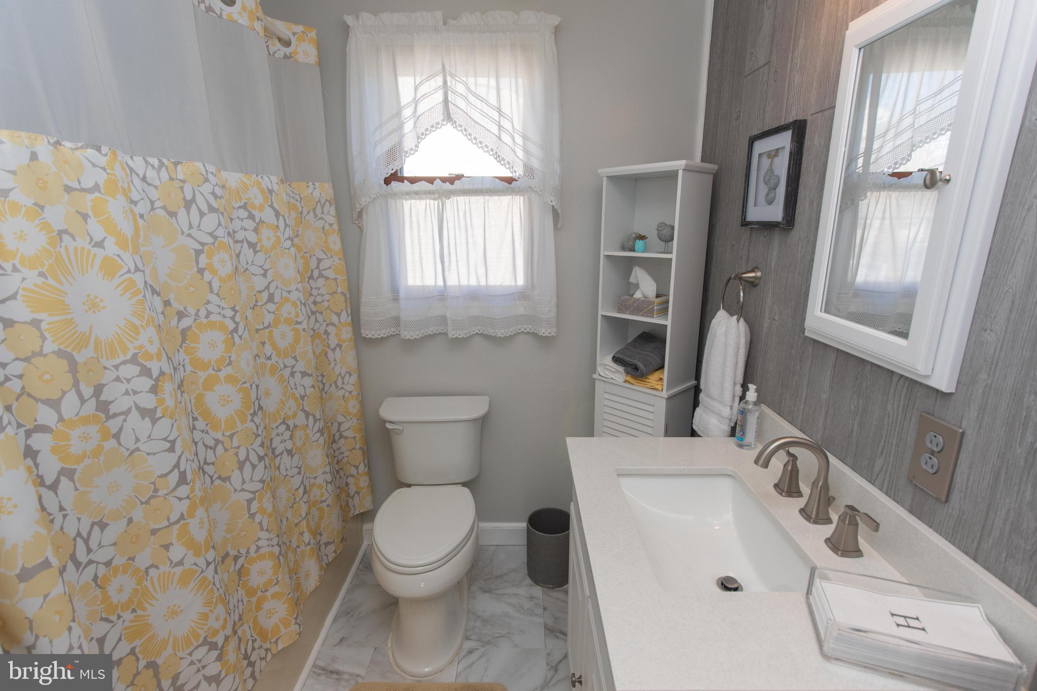 9408 Ridgely Avenue Baltimore, MD 21234 - Photo 11 of 28 1st Bathroom