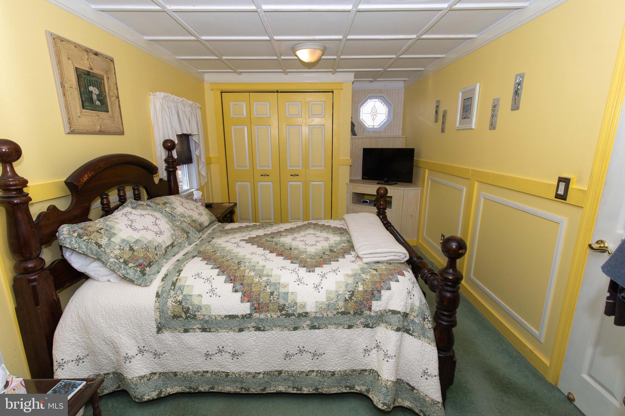 9408 Ridgely Avenue Baltimore, MD 21234 - Photo 13 of 28 1st Bedroom