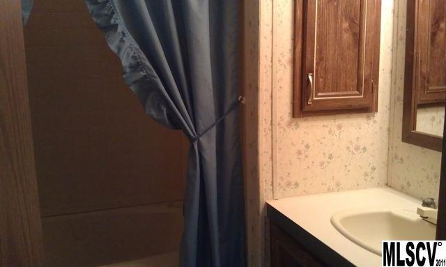 153 Bentbrook Road Statesville, NC 28677 - Photo 7 of 13 Gallery Image 7