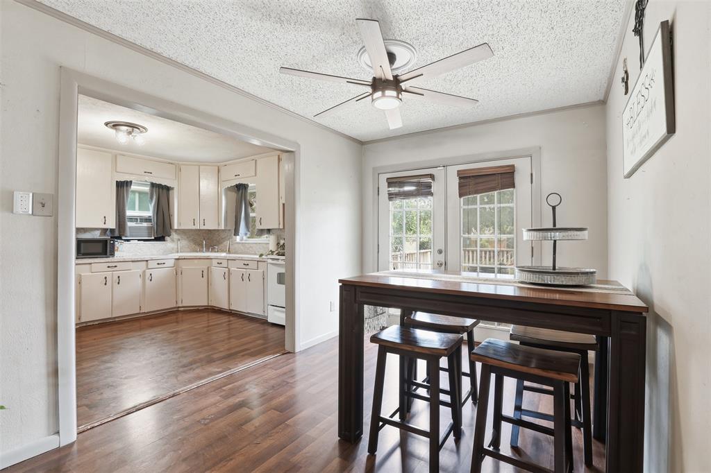 4304 Hodgkins Road Lake Worth, TX 76135 - Photo 15 of 33