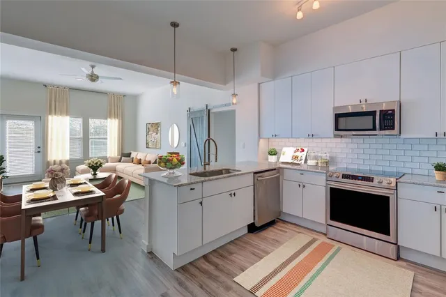 $1,395 | 117 Priddy Lane, Unit 111, Fort Worth, TX 76114