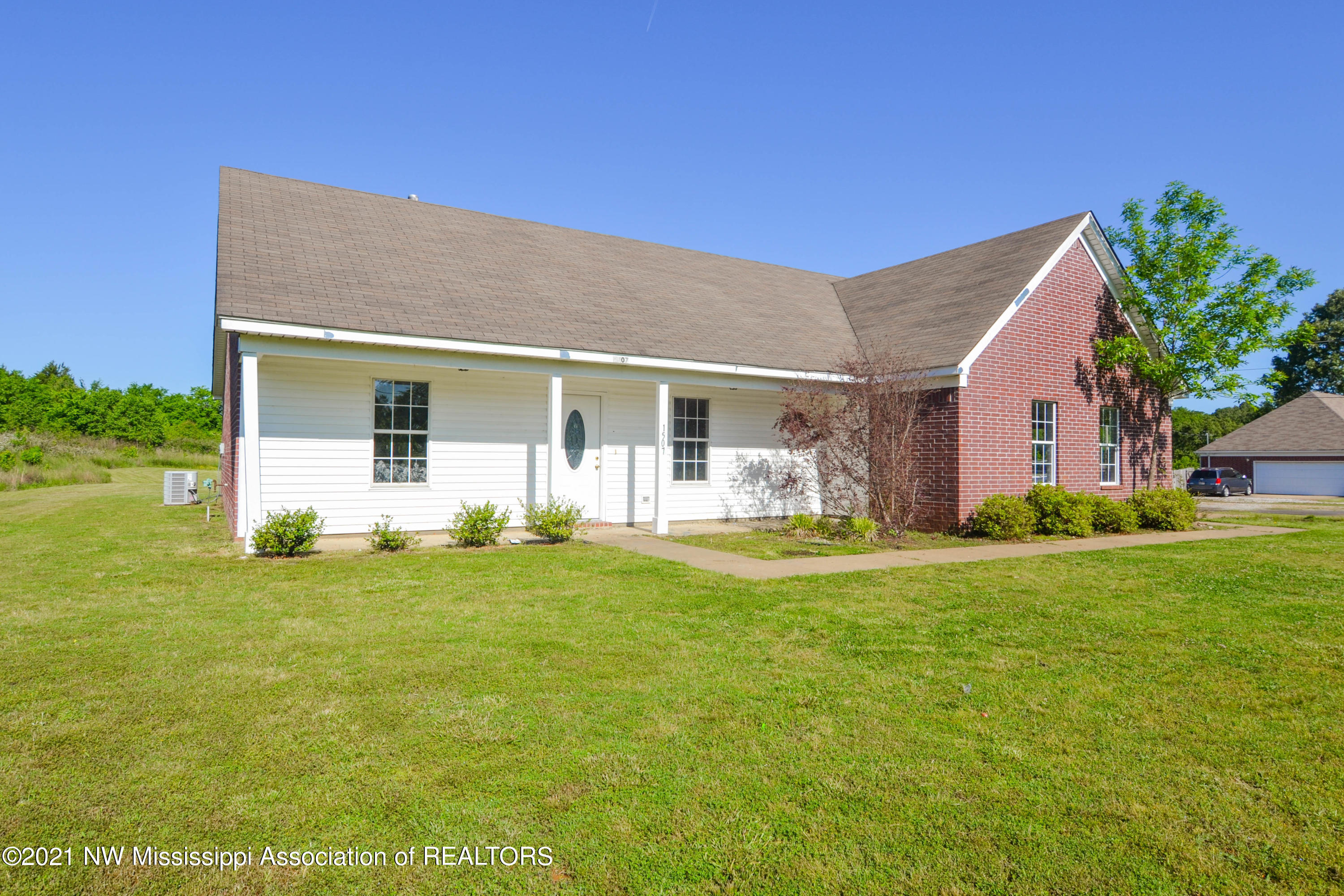 1507 North Red Banks Road Red Banks, MS 38661 - Photo 2 of 17 Covered Porch
