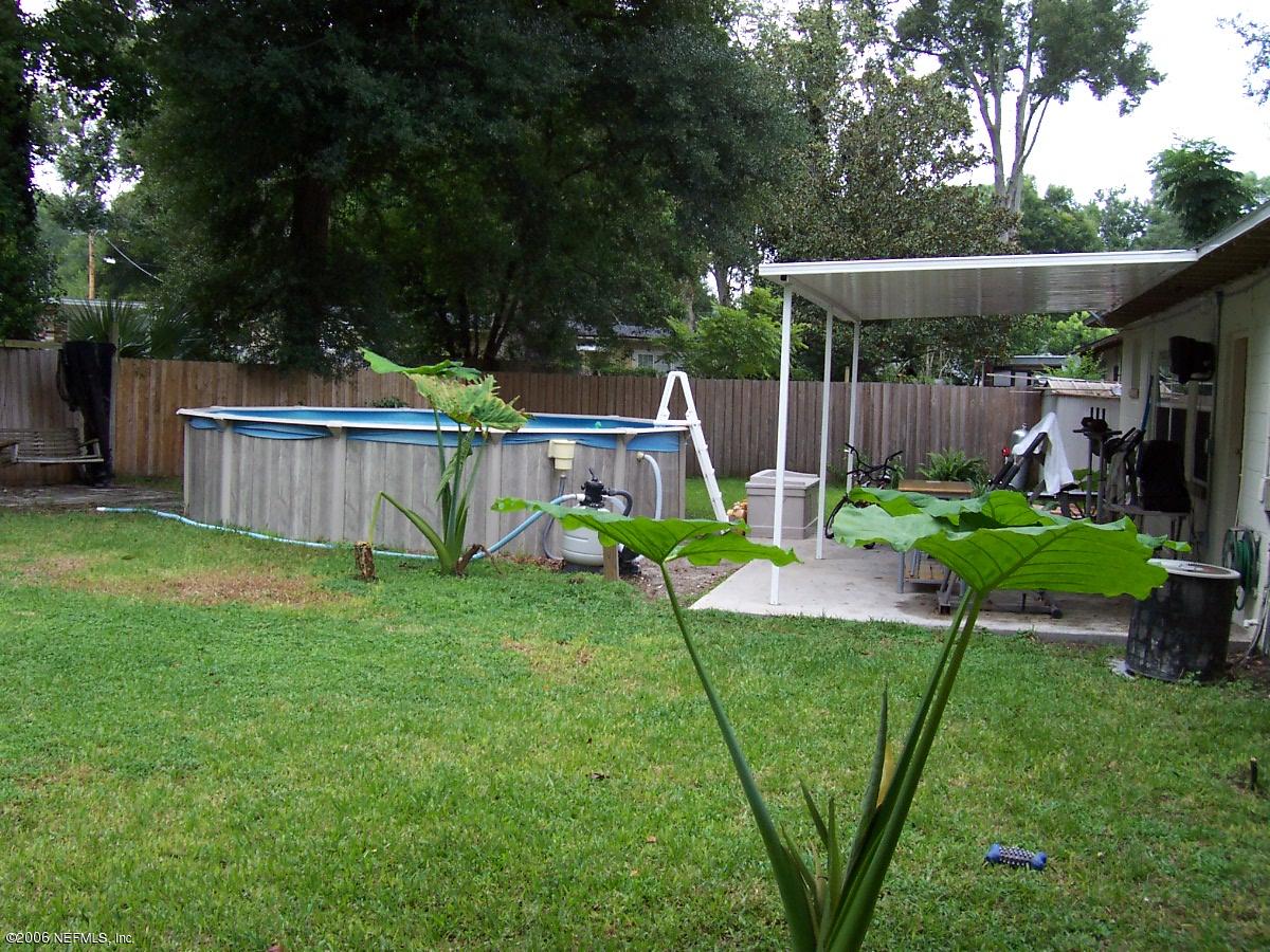 246 Glynlea Road Jacksonville, FL 32216 - Photo 10 of 11 Pool/Covered Patio