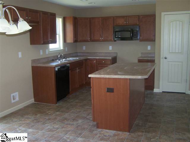 430 Mandy's Meadow Drive Inman, SC 29349 - Photo 4 of 7 Gallery Image 4