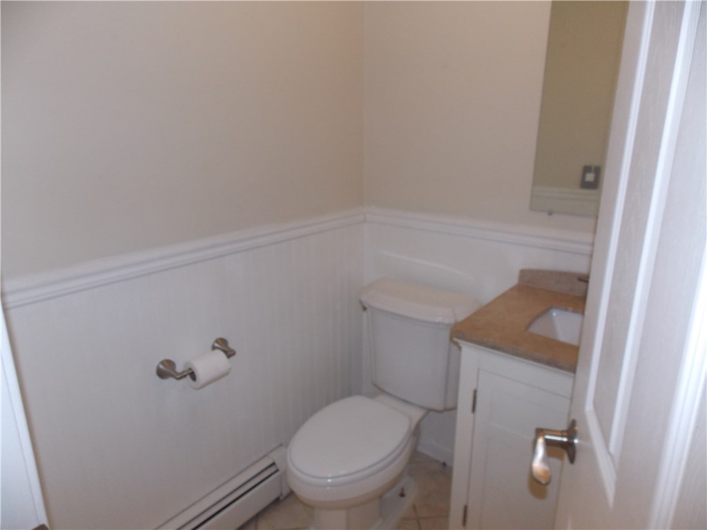 285 Whipple Road Burrillville, RI 02859 - Photo 9 of 27