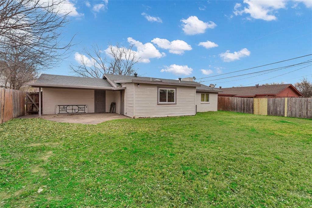 1009 Russell Road Everman, TX 76140 - Photo 18 of 20