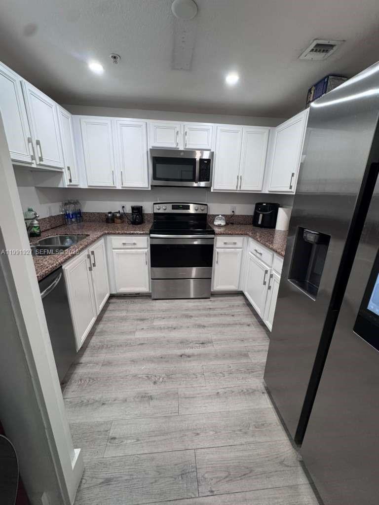 5271 Southwest 8th Street, Unit 305 Miami, FL 33134 - Photo 3 of 15