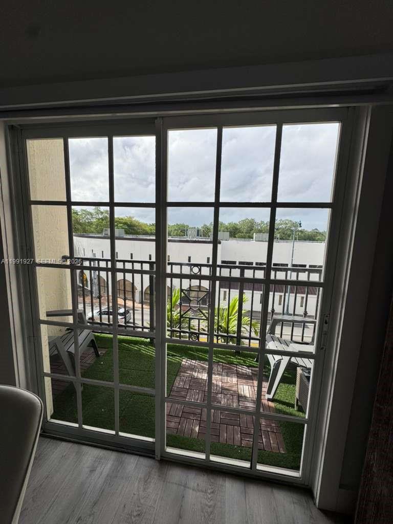 5271 Southwest 8th Street, Unit 305 Miami, FL 33134 - Photo 7 of 15