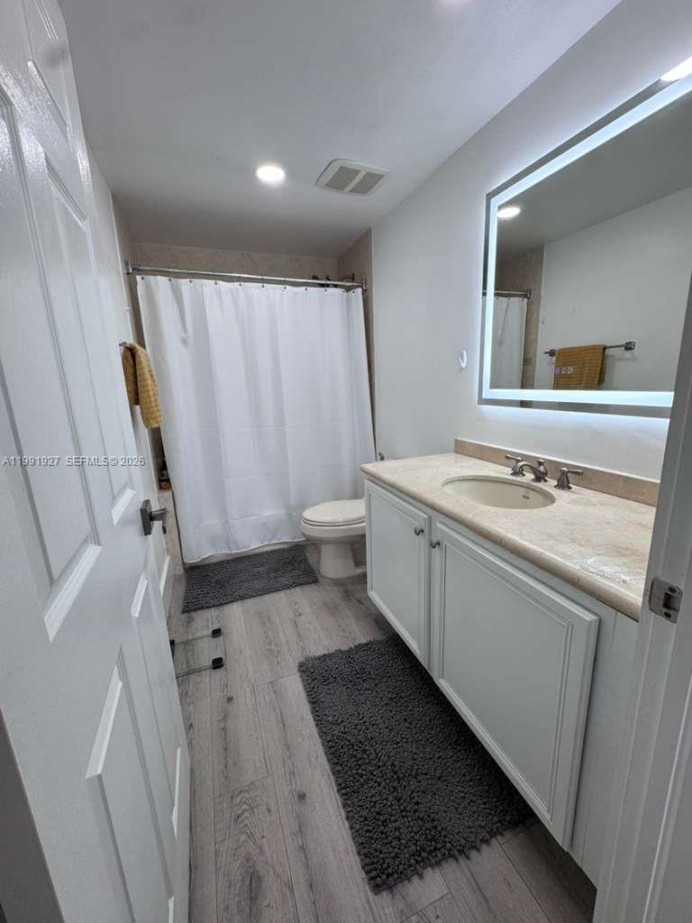 5271 Southwest 8th Street, Unit 305 Miami, FL 33134 - Photo 10 of 15