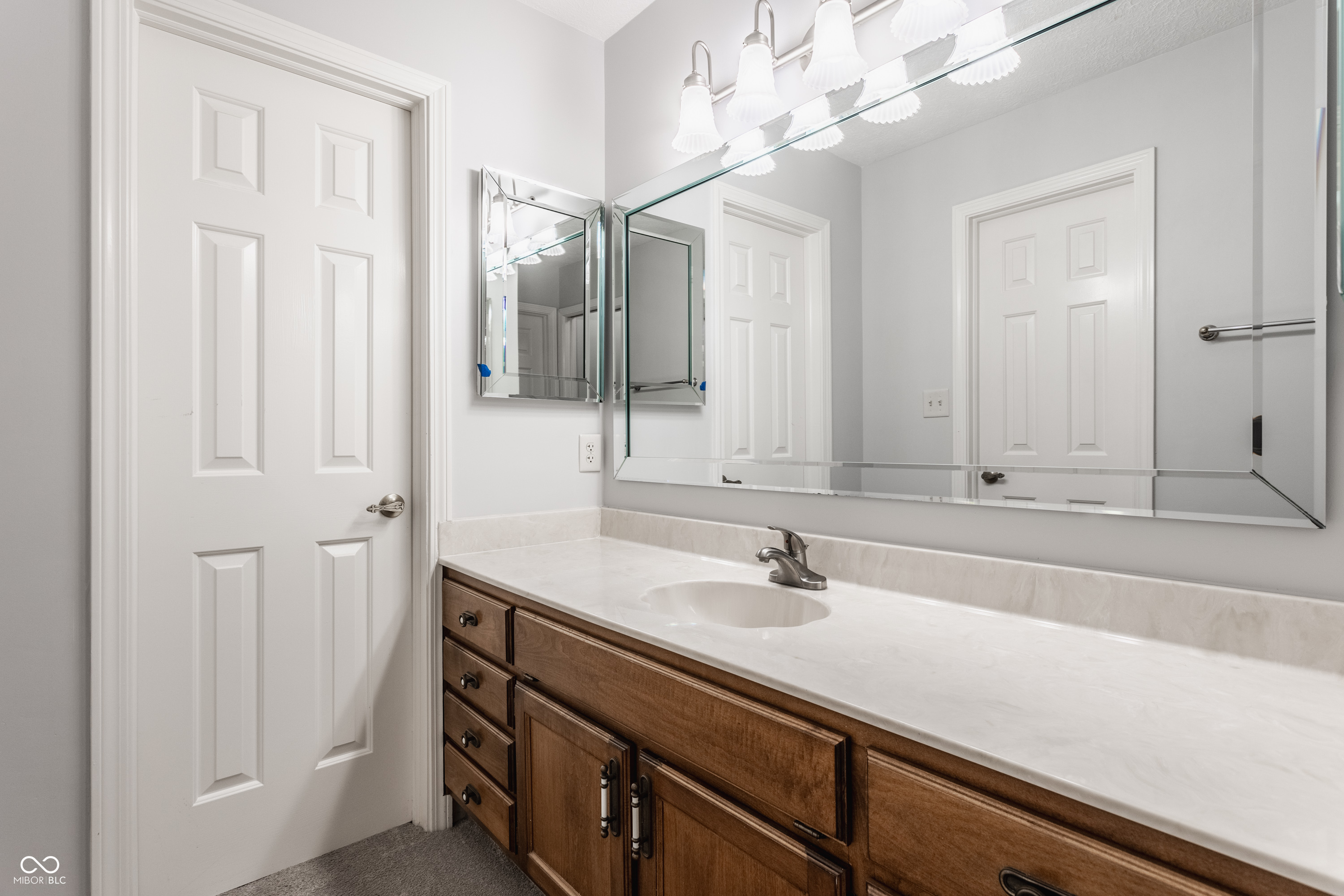 3614 Bay Rd S Drive Indianapolis, IN 46240 - Photo 27 of 40