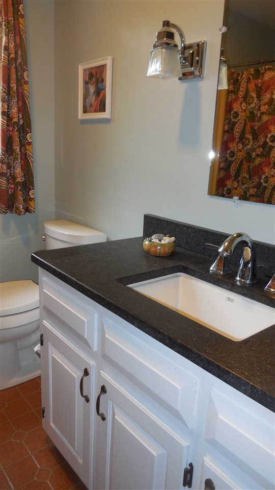 14 Holt Road Amherst, NH 03031 - Photo 23 of 40