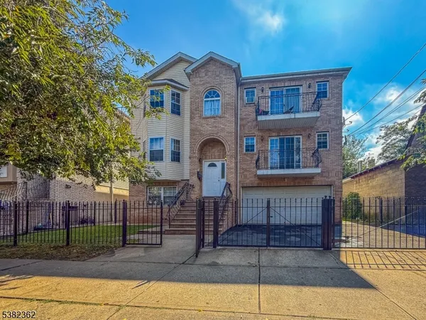 $879,999 | 336 South 10th Street, Newark, NJ 07103