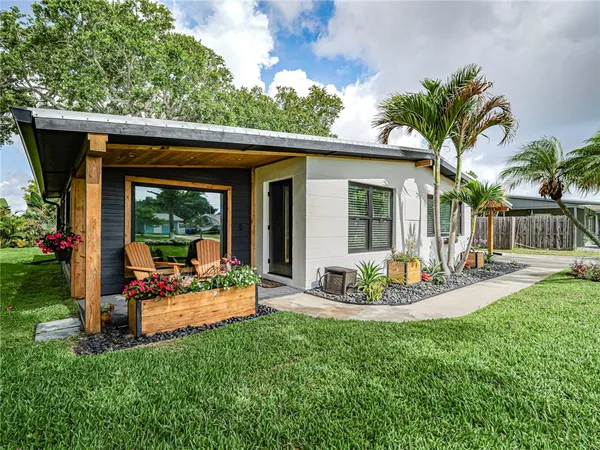 $334,900 | 1611 4th Avenue, Vero Beach, FL 32960