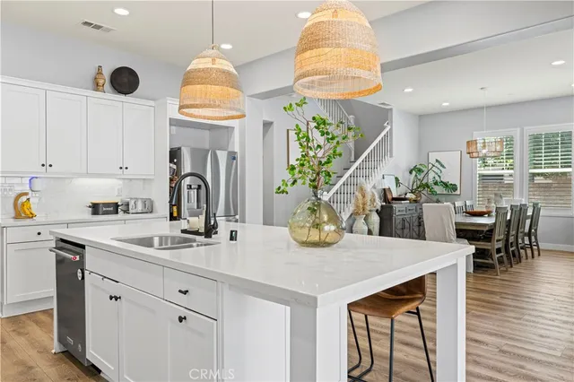 $1,150,000 | 20825 Red Sky Court, Saugus, CA 91350