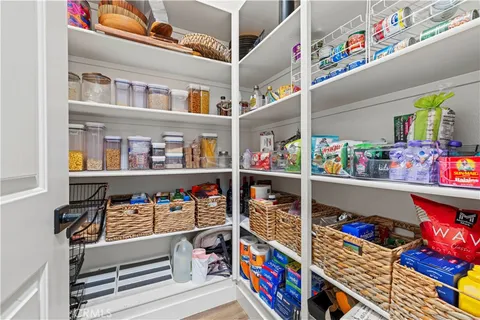 $1,185,000 | 20825 Red Sky Court, Saugus, CA 91350