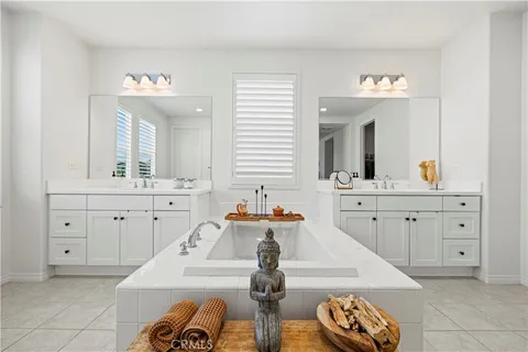 $1,185,000 | 20825 Red Sky Court, Saugus, CA 91350