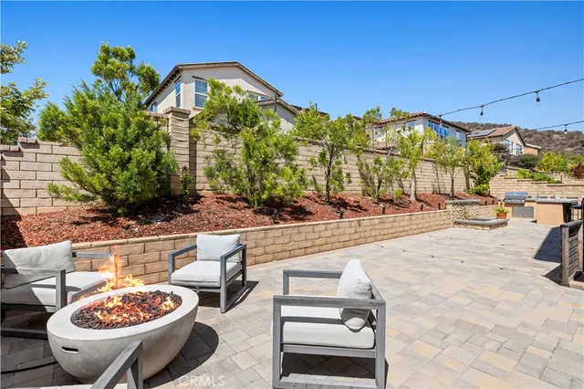 $1,150,000 | 20825 Red Sky Court, Saugus, CA 91350