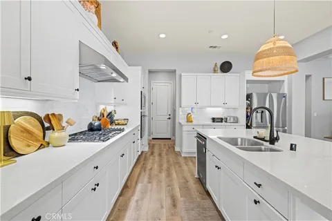 $1,185,000 | 20825 Red Sky Court, Saugus, CA 91350