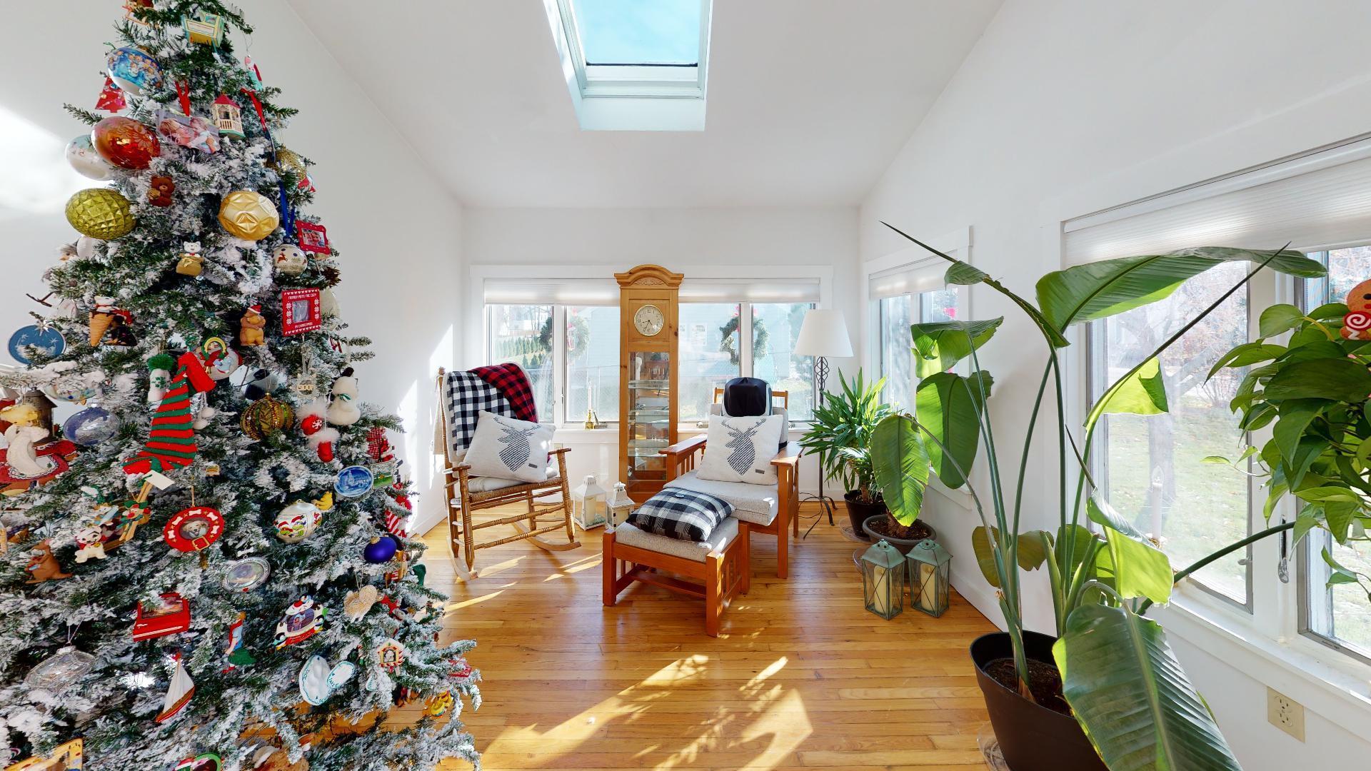 40 Austin Street Portland, ME 04103 - Photo 13 of 35 Livingroom3