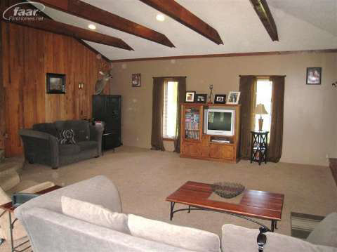 8321 Burpee Road Grand Blanc, MI 48439 - Photo 6 of 39 20365890-5.JPG