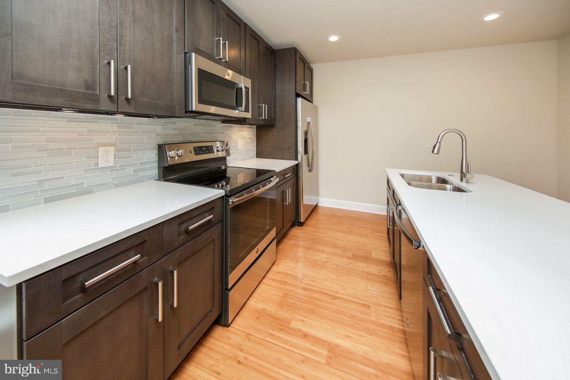 2102 Berges Street, Unit B Philadelphia, PA 19125 - Photo 9 of 22