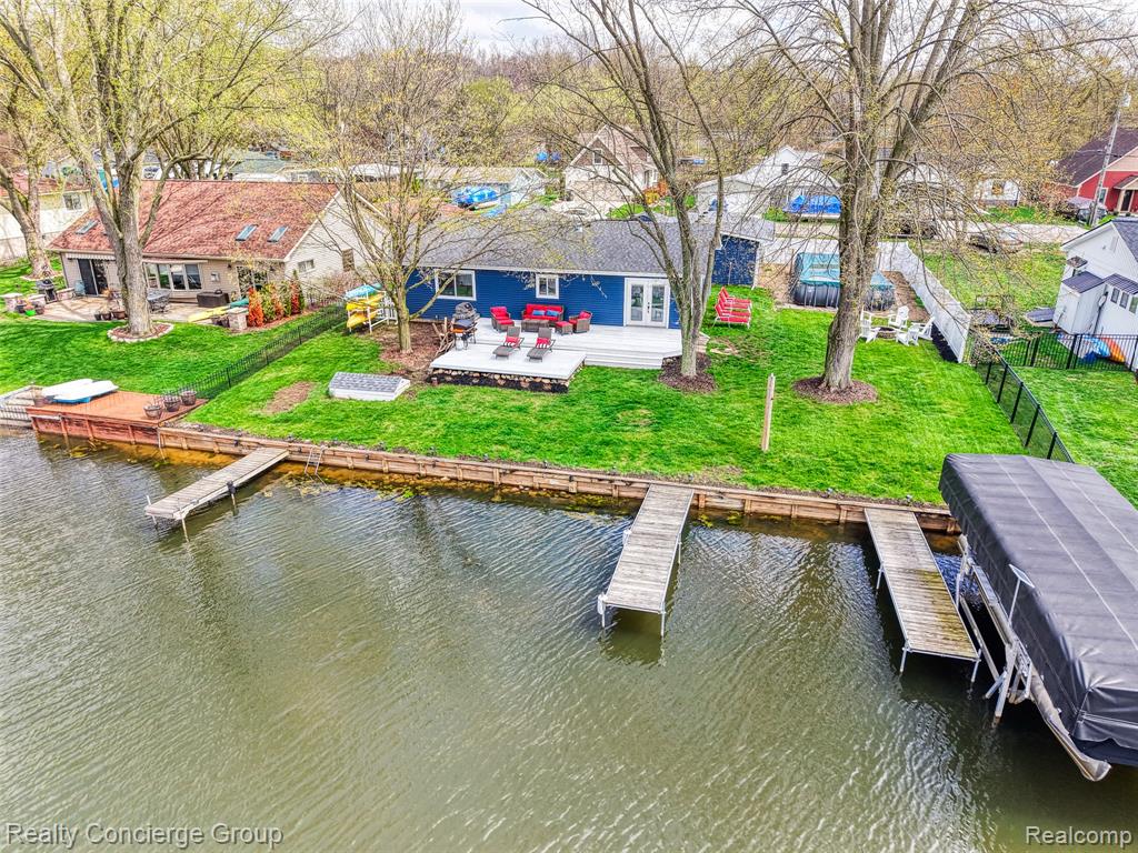 10866 Colony Road Pinckney, MI 48169 - Photo 13 of 40