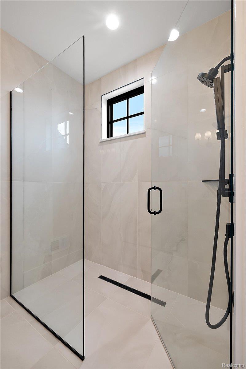 13459 Haddon Street Fenton, MI 48430 - Photo 55 of 84 Bathroom with a shower stall