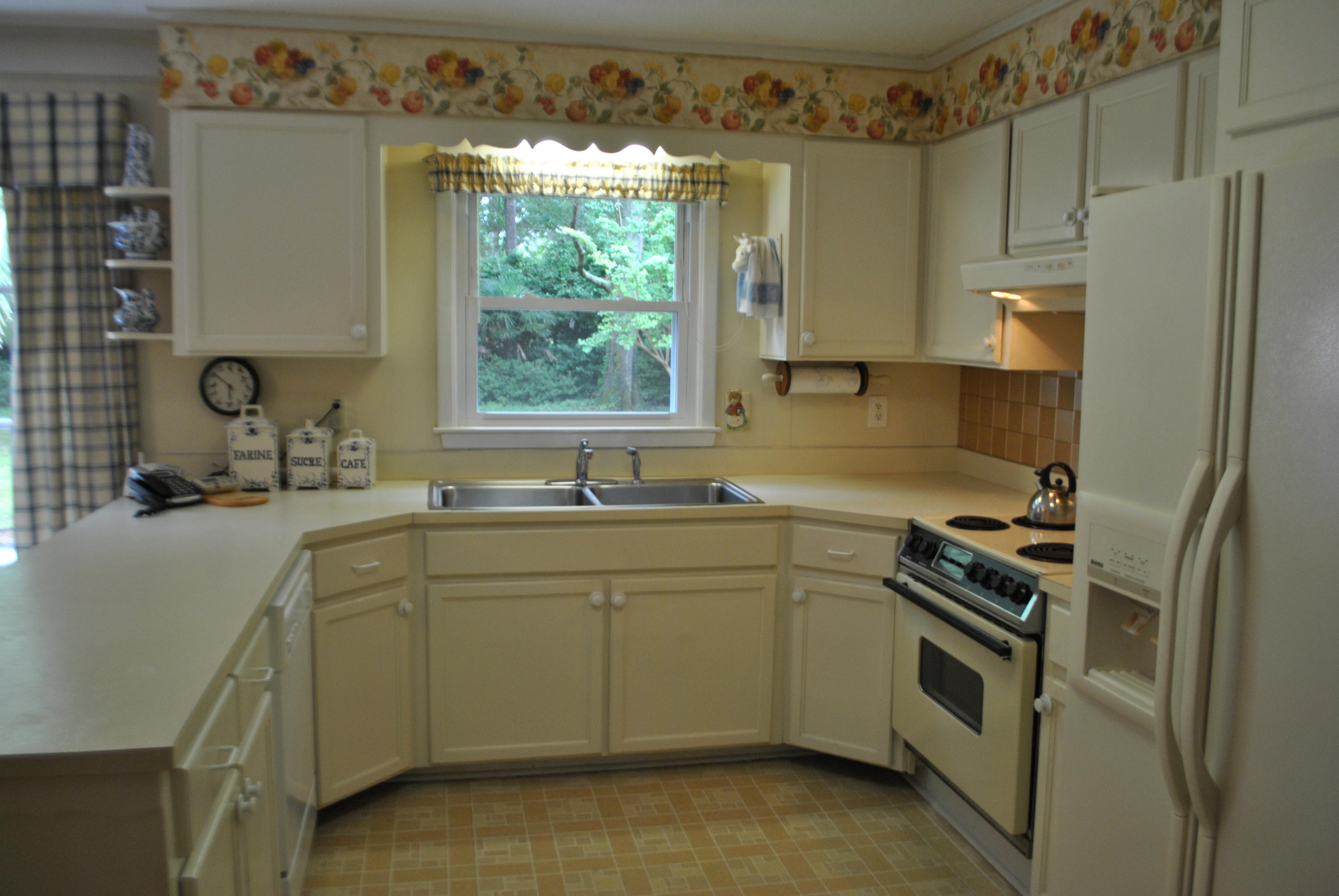 743 Harbor View Road Charleston, SC 29412 - Photo 5 of 16 DSC_2645