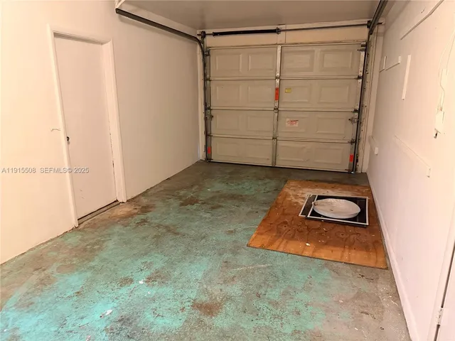 $2,700 | 4401 North Australian Avenue, West Palm Beach, FL 33407