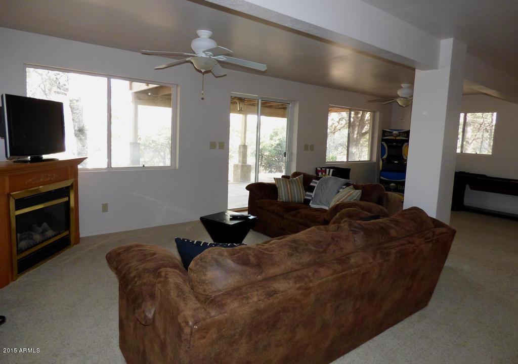 3709 Watertank Road Pine, AZ 85544 - Photo 12 of 22 Famly Room Lower Level
