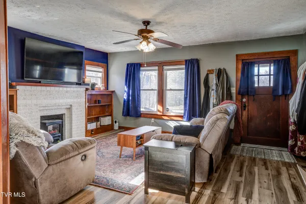 $230,000 | 332 Randolph Street, Bristol, VA 24201