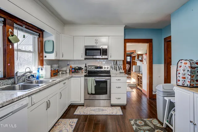 $230,000 | 332 Randolph Street, Bristol, VA 24201