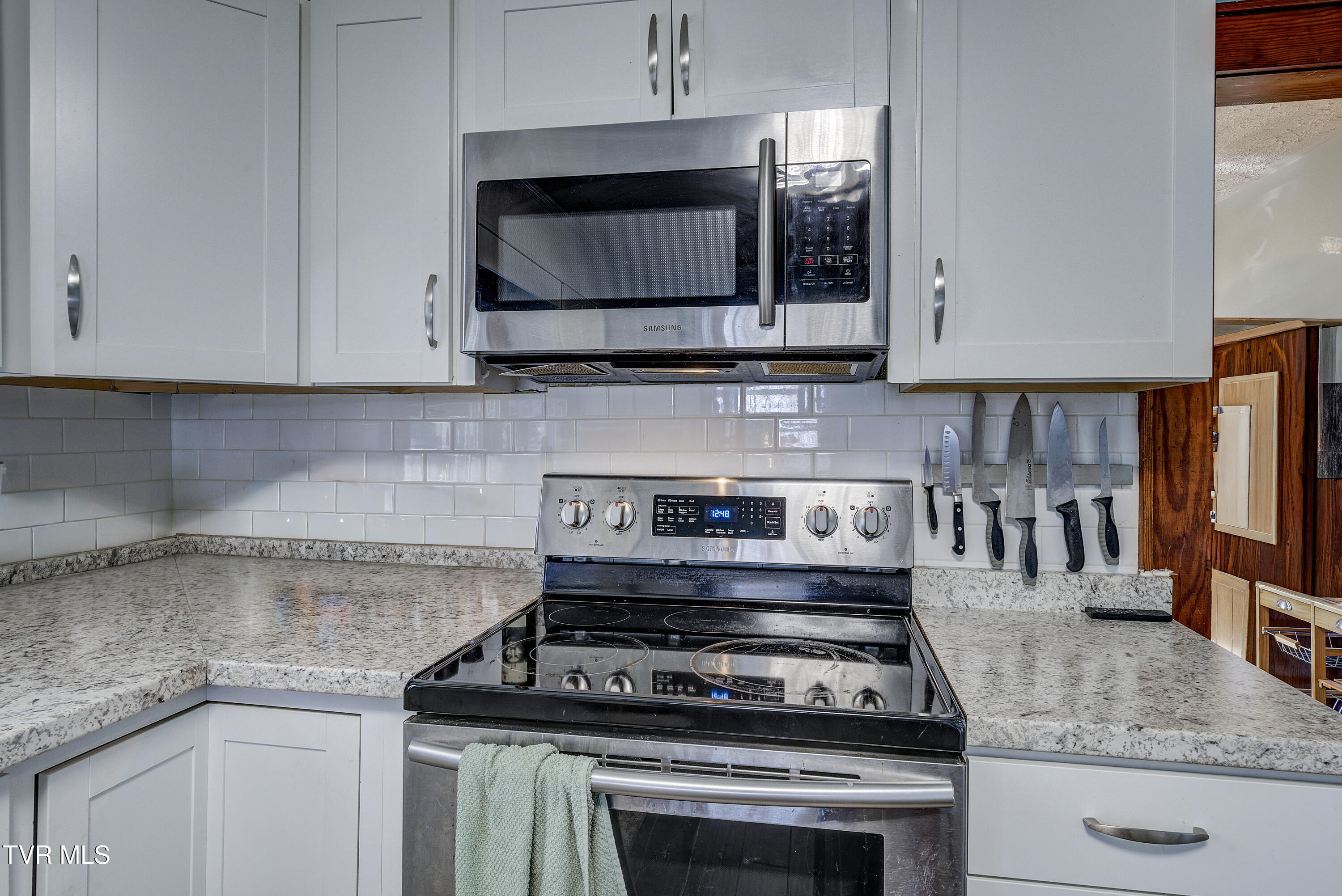 332 Randolph Street Bristol, VA 24201 - Photo 19 of 48 Randolph-25